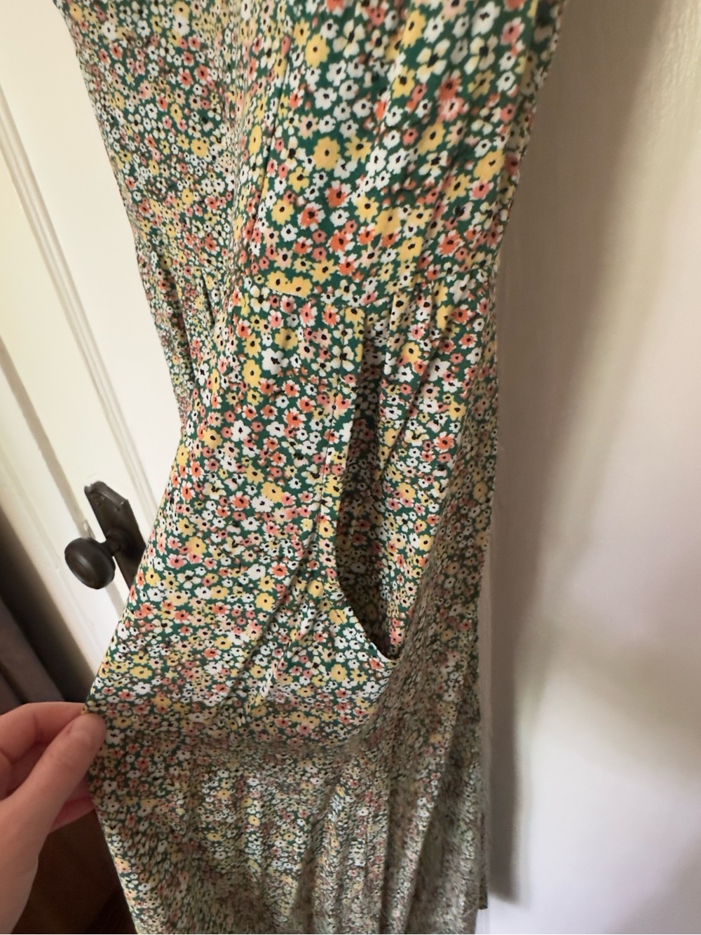 Floral Midi Sundress in Green - Picture 5 of 5